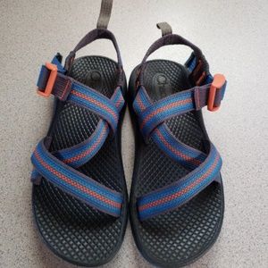 Boys Chacos 13